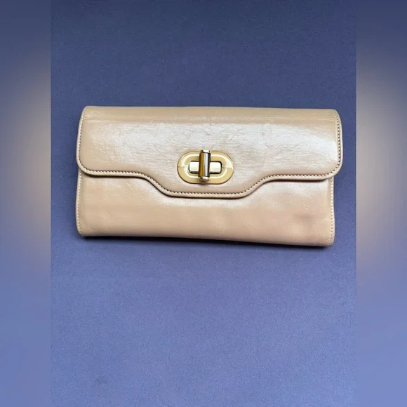 Low start Vintage BVLGARI Isabella Rossellini Beige Leather ZipAround LongWallet - Picture 3 of 15